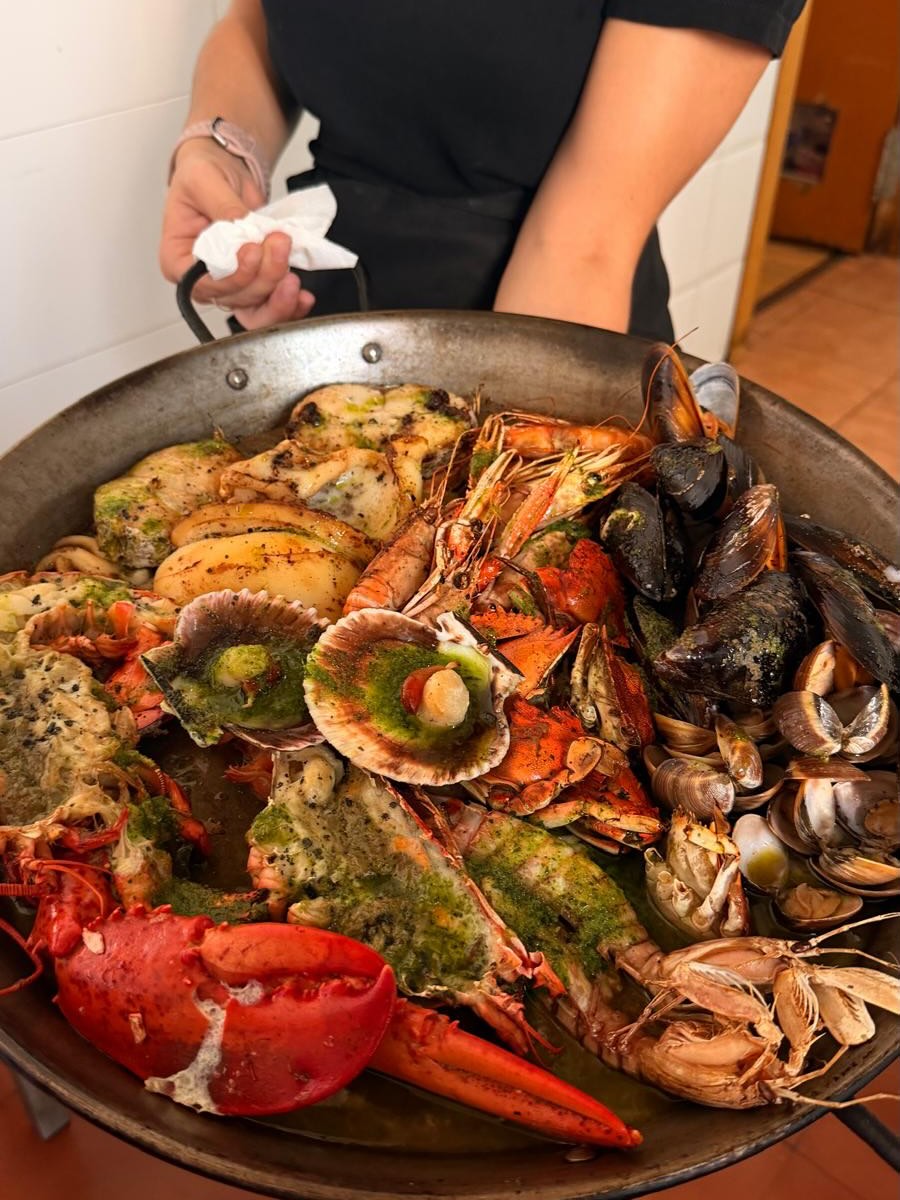 Parrillada de pescado y marisco