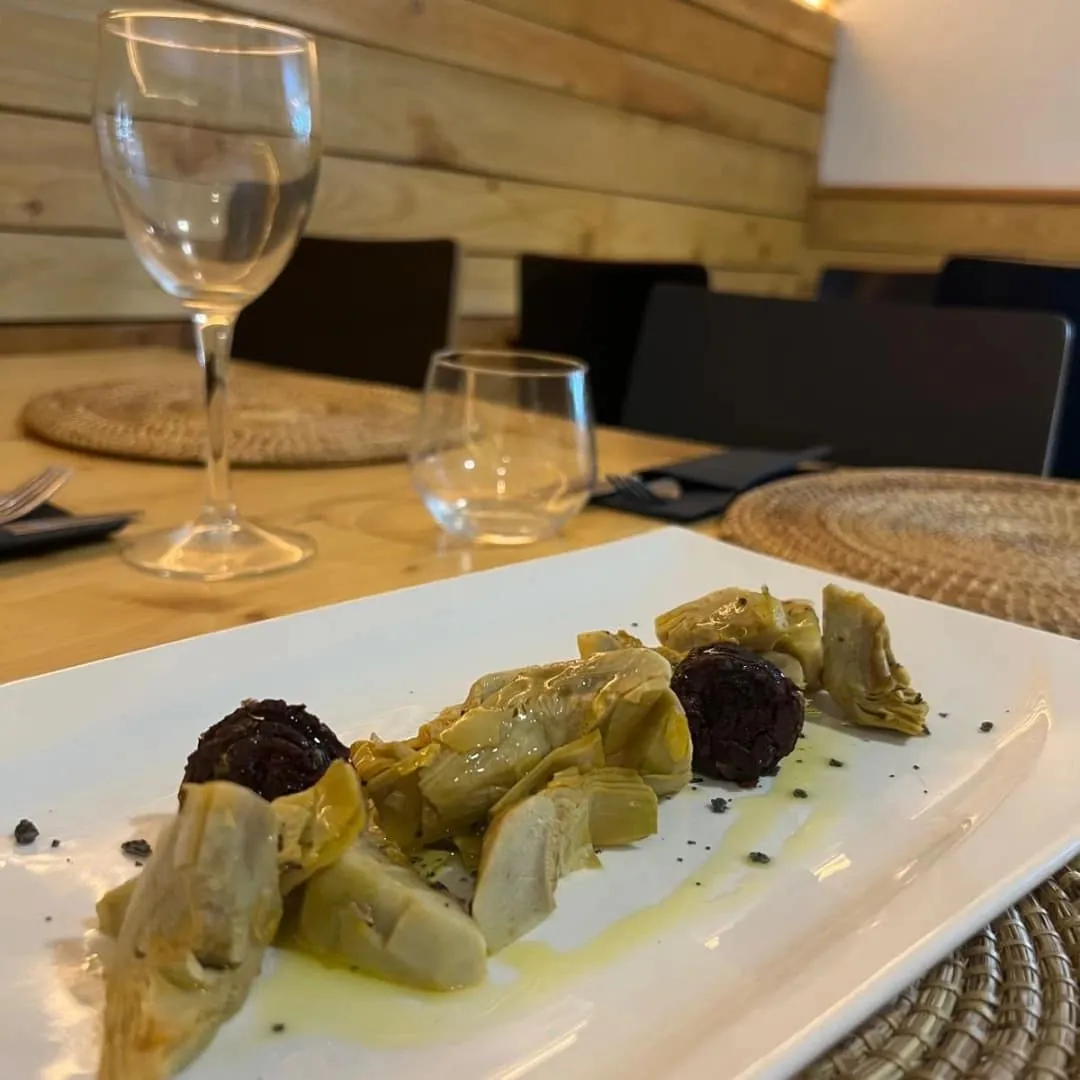 Plato de la carta de Mont-Gust
