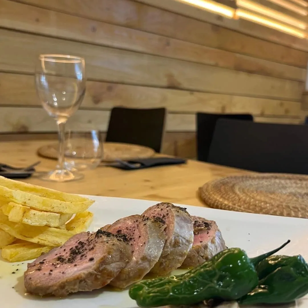 Plato de la carta de Mont-Gust