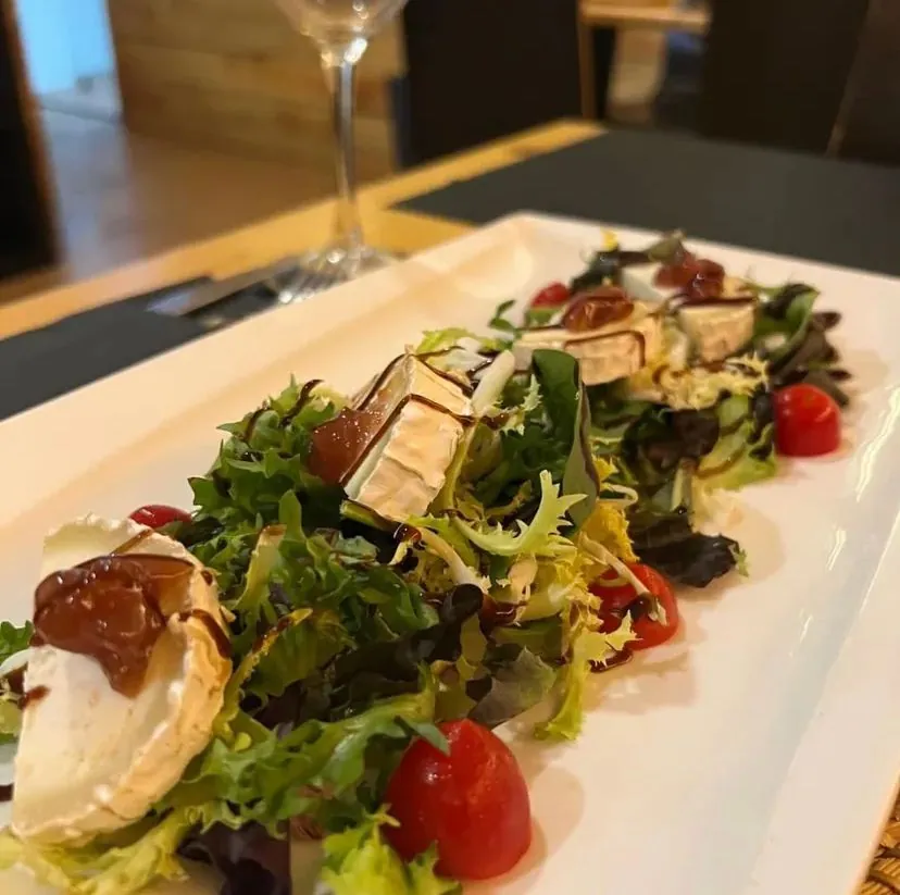 Plato de la carta de Mont-Gust